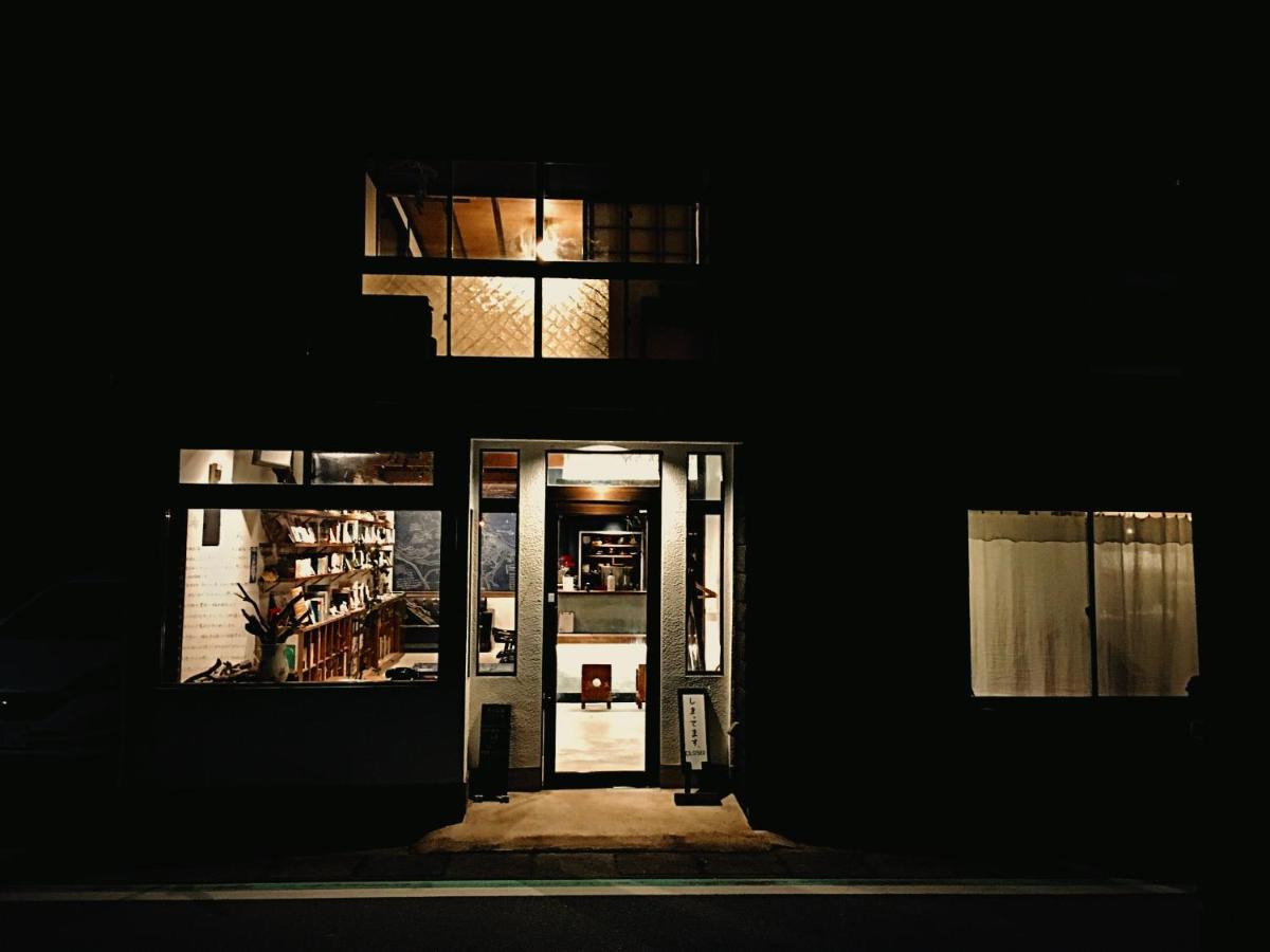Book & Guesthouse Hitotomaru Toyooka  Buitenkant foto